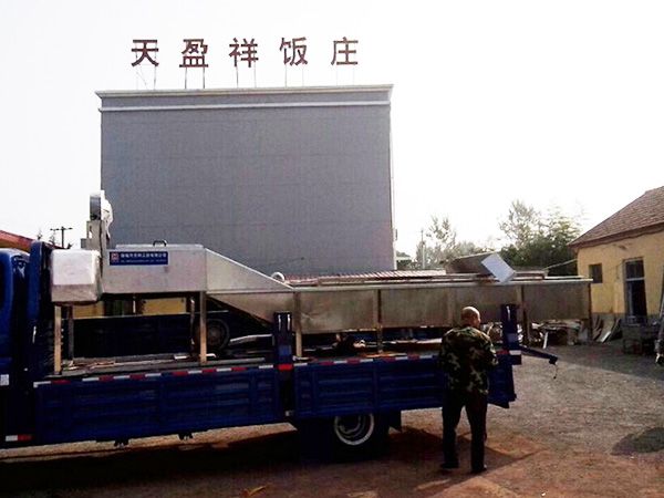 清洗-噴淋-風(fēng)干一體機(jī)設(shè)備發(fā)貨現(xiàn)場